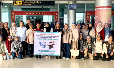 Kemenag Kalteng Lepas 13 Kontingen ke Olimpiade Madrasah Indonesia 2025 di Banten