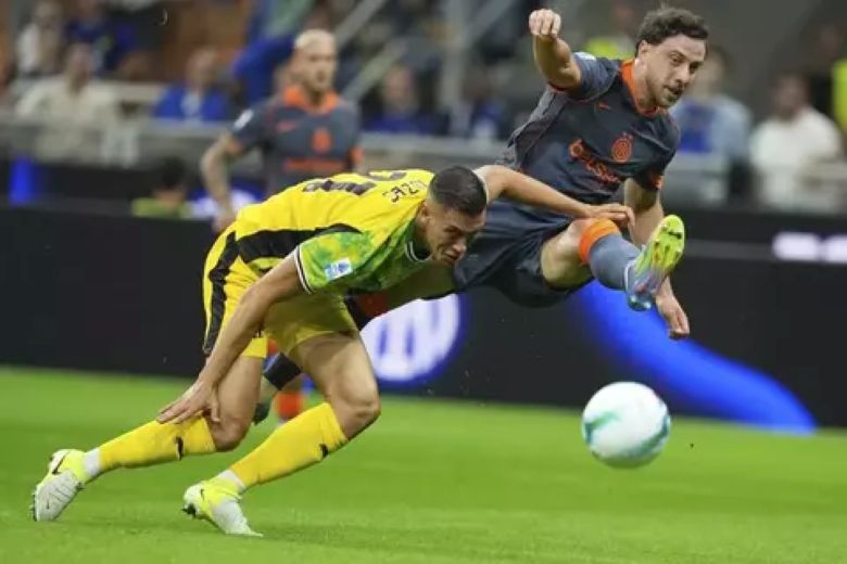Inter Milan Tekuk Sassuolo 2-1, Tandem Jay Idzes Bikin Gol Bunuh Diri
