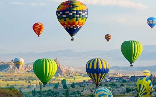 Tragedi Balon Udara di Turki: 19 Wisatawan Indonesia Luka, Pilot Tewas Akibat Kecelakaan Saat Mendarat Darurat