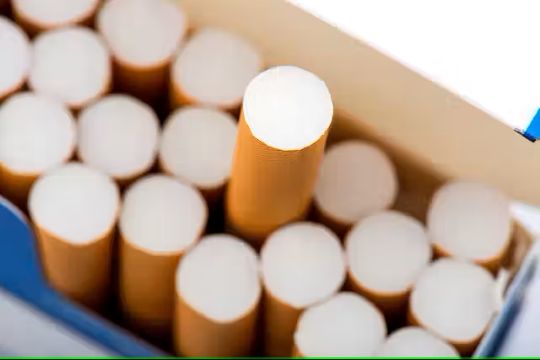 Pemerintah Isyaratkan Kenaikan Cukai Rokok pada 2026, Siapkan Roadmap Sampai 2029
