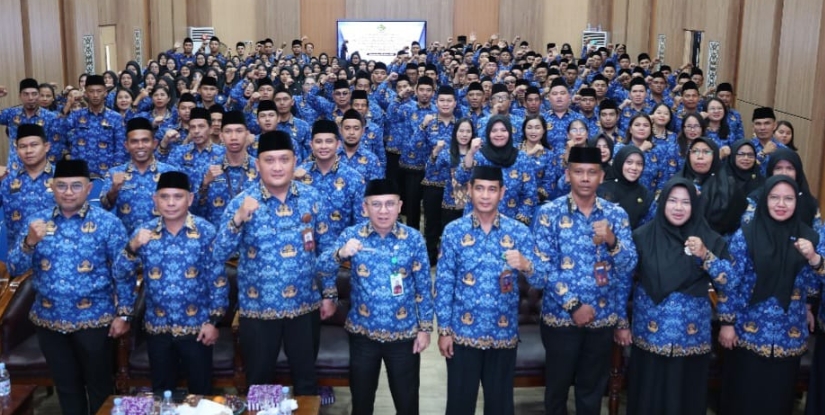 157 PPPK Kemenag Kalteng Dilantik Serentak, Menag Tekankan ASN Moderat
