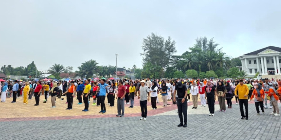 Senam Massal Meriahkan Haornas dan HUT ke-66 Kotawaringin Barat 