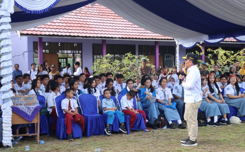 Gubernur Tinjau Pendidikan dan Layanan Publik di Bartim