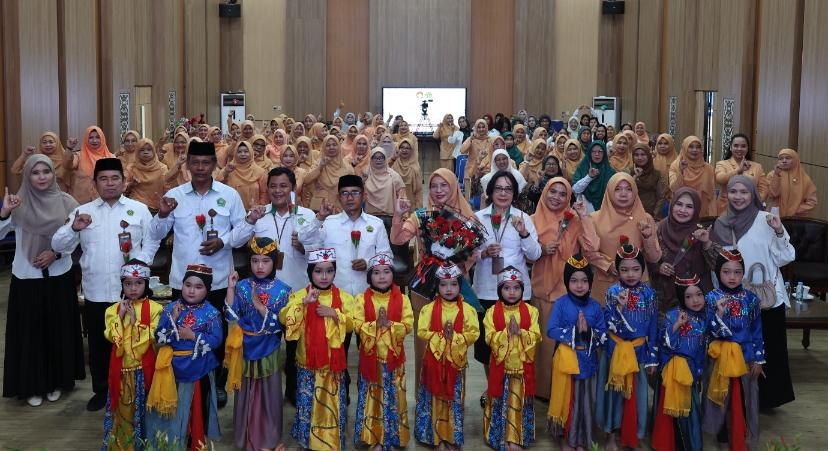 DWP Kanwil Kemenag Kalteng Peringati HUT ke-26, Tekankan Peran Perempuan dalam Pendidikan Anak Bangsa