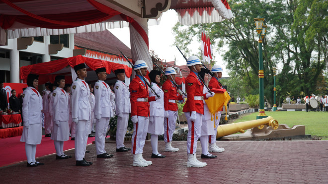 Syukur Paskibraka Kobar Sukses Kibarkan Merah Putih