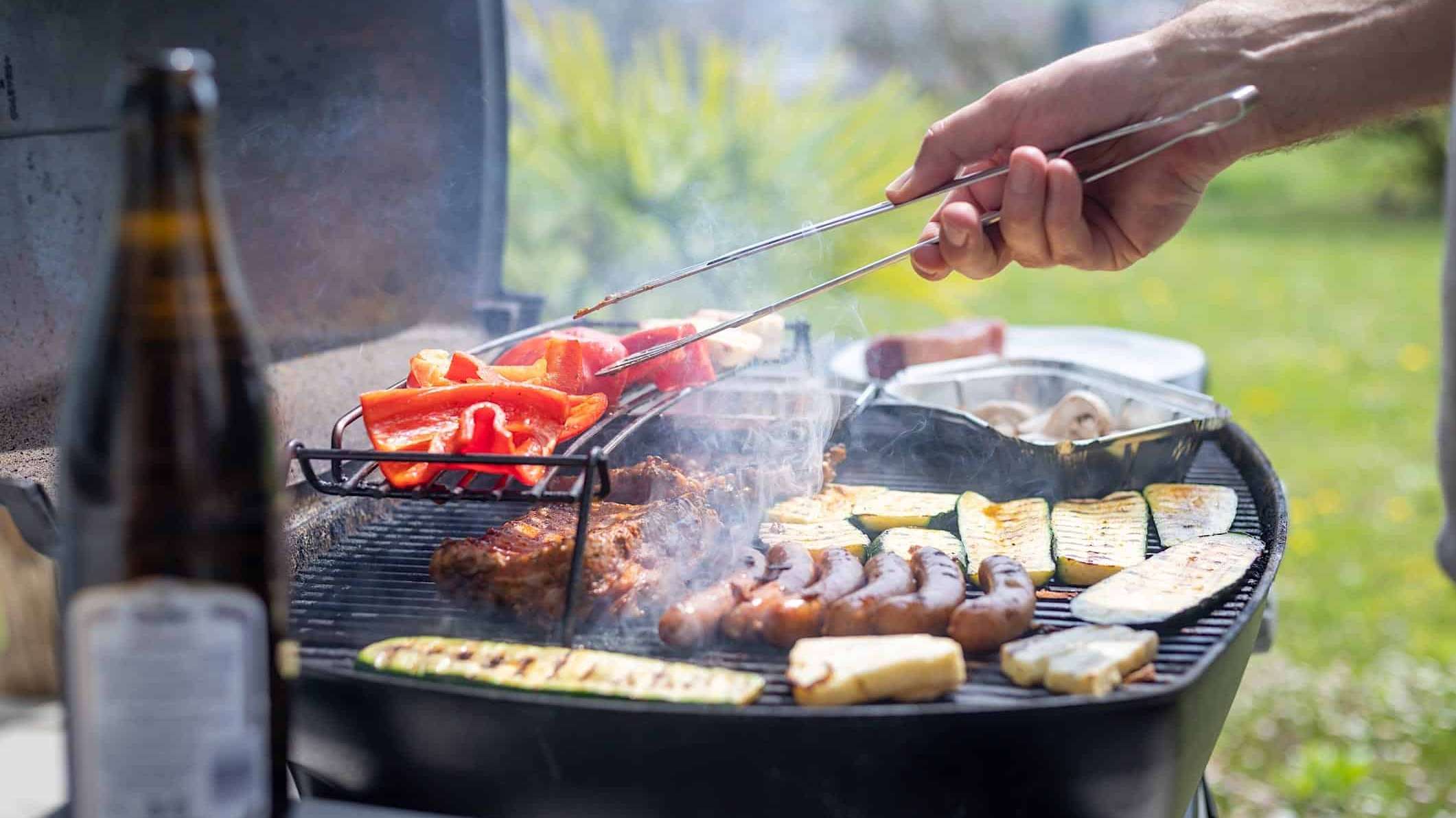 Rumah Bau Asap Setelah BBQ? Ini 5 Cara Ampuh Menghilangkannya Agar Kembali Segar