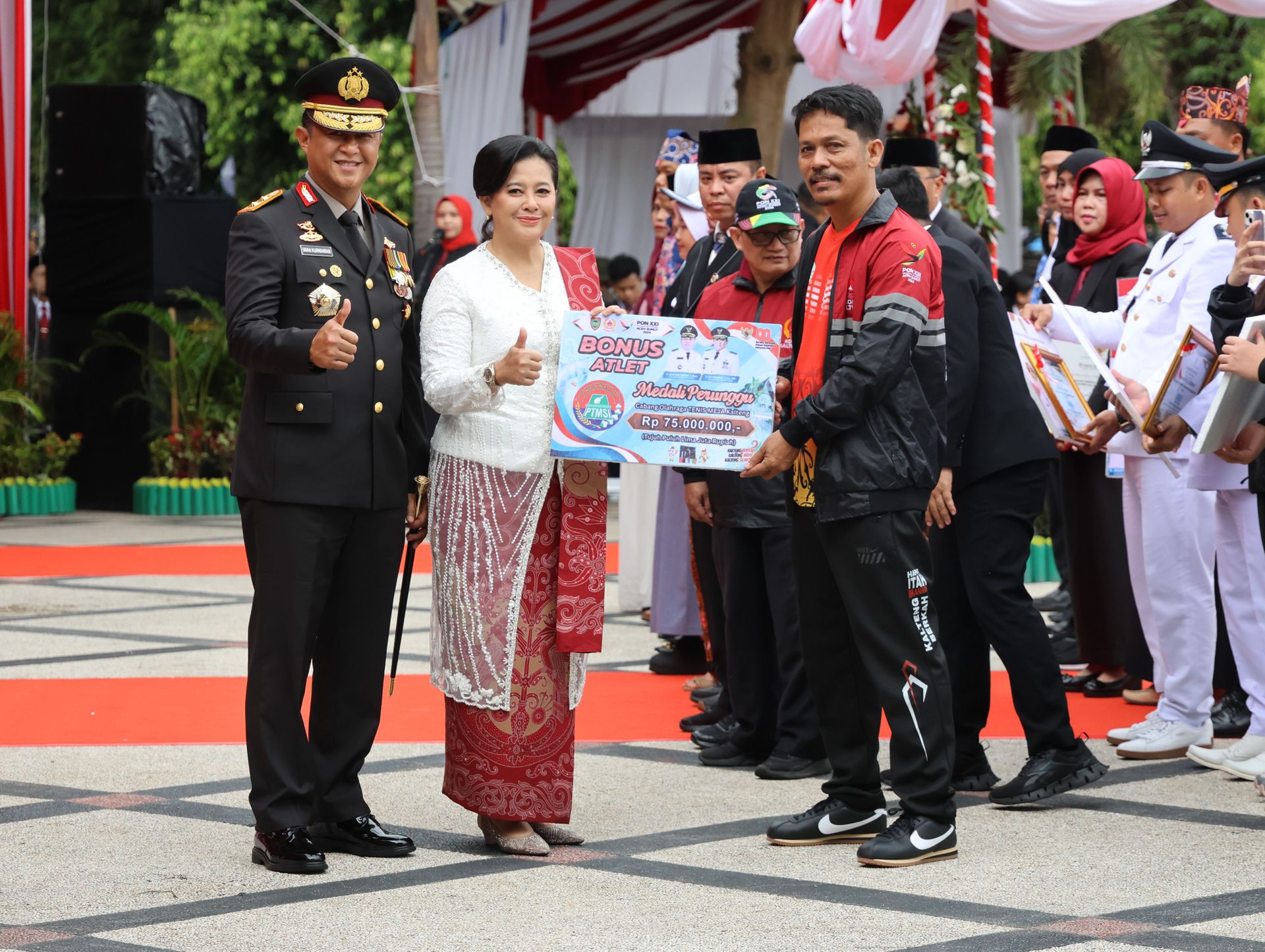 Kapolda Hadiri Upacara HUT ke-80 RI di Palangka Raya