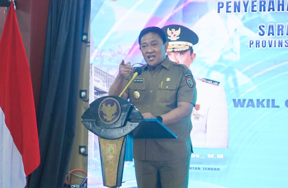 Wagub Serahkan Tali Asih FORNAS, Apresiasi Pegiat Olahraga Masyarakat