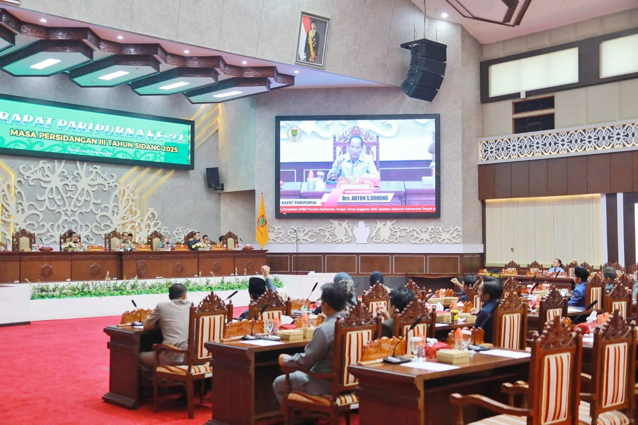 Pemprov Kalteng Jawab Pemandangan Umum Fraksi DPRD Soal Raperda Perubahan APBD 2025