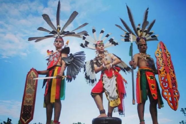 Disdik Kalteng Wajibkan Kamis Berbahasa Daerah: Langkah Berani Lestarikan Budaya Lokal
