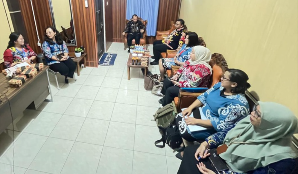 DPMPTSP Kalteng Terima Visitasi Monev dari Komisi Informasi