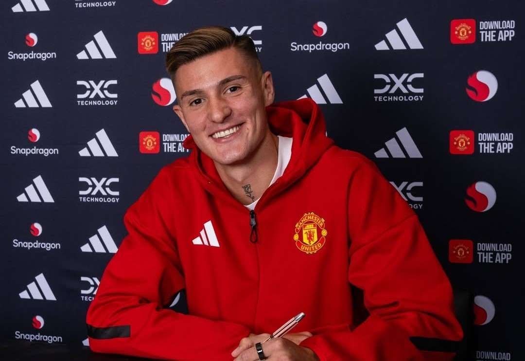 Benjamin Sesko Resmi Gabung Manchester United: Transfer Rp1,54 Triliun