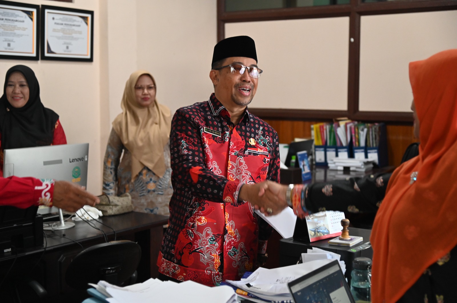 Kakanwil Kemenag Kalteng Mulai Kerja dengan Sidak Hangat