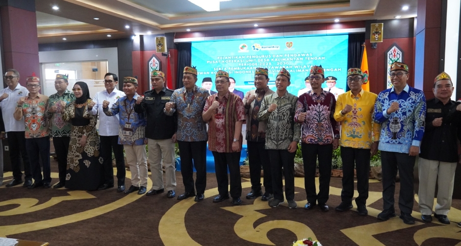 Gubernur Lantik Pengurus PUSKUD 2025–2030, Menteri Koperasi Buka Muswil Dekopin