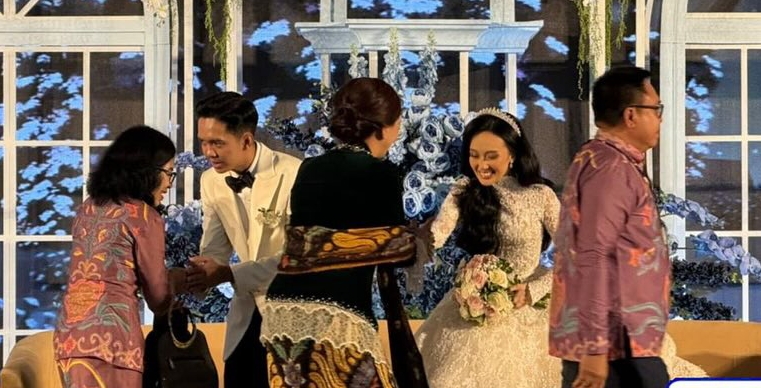 Resepsi Pernikahan Putra Gubernur Kalteng Digelar Megah