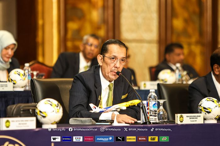Joehari Resmi Mundur dari Kursi Presiden FAM, Timnas Malaysia Terancam Kacau!