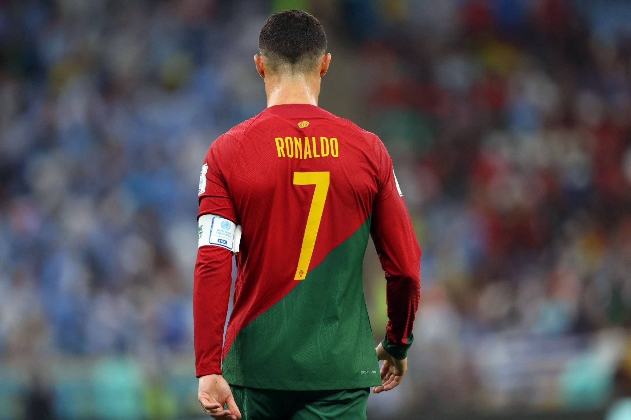 Ronaldo Kena Kartu Merah, Portugal Tumbang 0-2 dari Irlandia