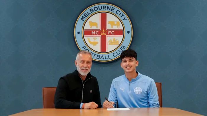 Mathew Baker Resmi Gabung Melbourne City FC, Bintang Muda Timnas U-17 Indonesia Teken Kontrak Profesional
