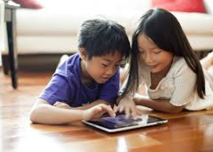 5 Cara Efektif Agar Anak Tidak Kecanduan Gadget saat Liburan, Orang Tua Wajib Tahu