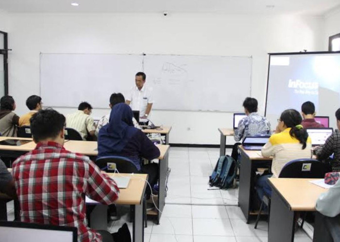 Pemprov Kalteng Kucurkan Rp2,3 Triliun untuk Pendidikan Gratis hingga Kuliah, Targetkan 10.000 Mahasiswa