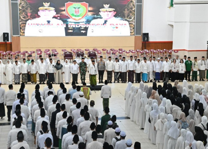 Gubernur Pimpin Apel Hari Santri Nasional 2025 di Aula UIN Palangka Raya