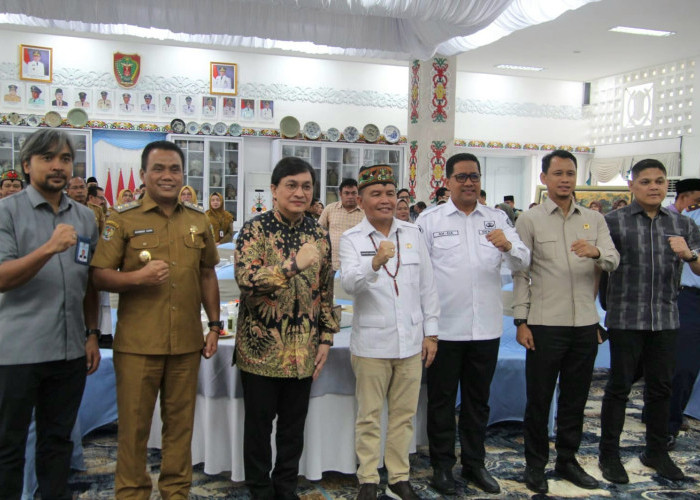 Gubernur dan Stafsus Presiden Yovie Widianto Perkuat Sinergi, Bahas Ekonomi Kreatif