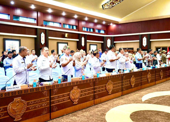 Rilis Akhir Tahun 2025, Gubernur Tegaskan Komitmen Perkuat Pelayanan Publik