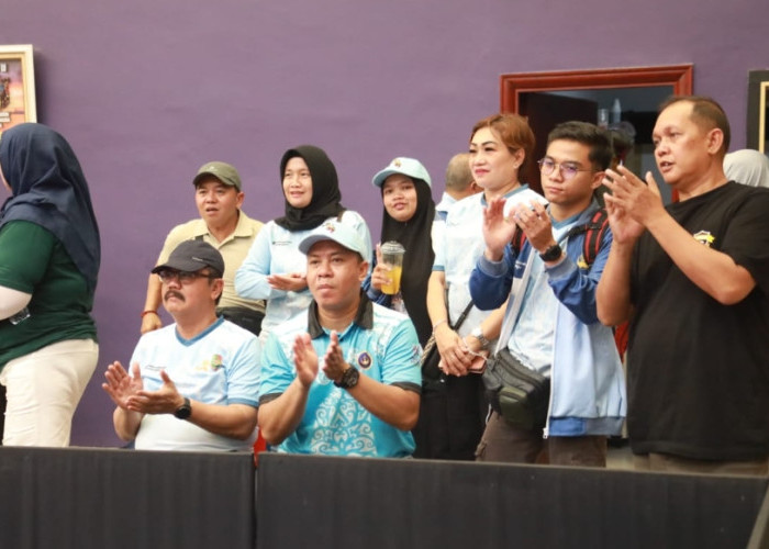 PORNAS Korpri 2025: Tenis Meja Kalteng Sumbang Dua Perunggu, Herson Aden Apresiasi Semangat Juang Atlet!