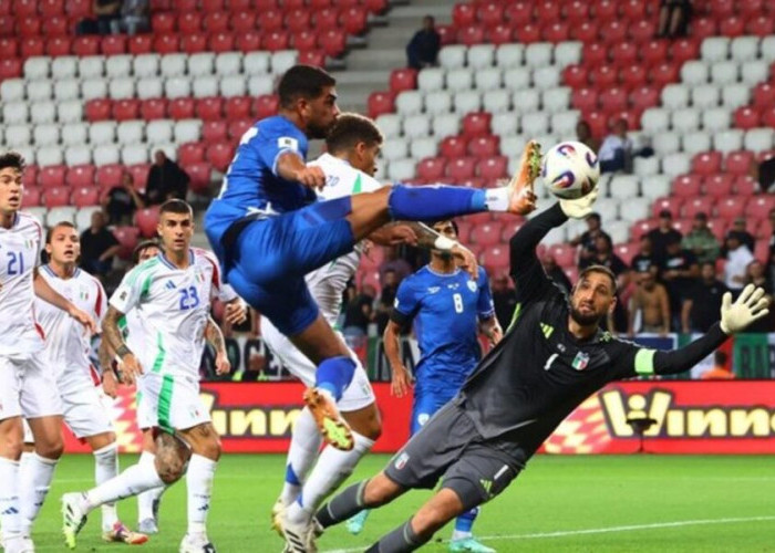 Italia Menang Dramatis 5-4 atas Israel, Ultras Italia Guncang Stadion dengan Aksi Protes Pro-Palestina