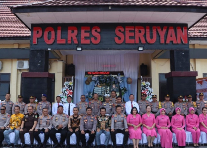 Kapolda Resmikan Gedung Baru Polres Seruyan, Bagikan Bantuan Hingga Bibit Jagung 