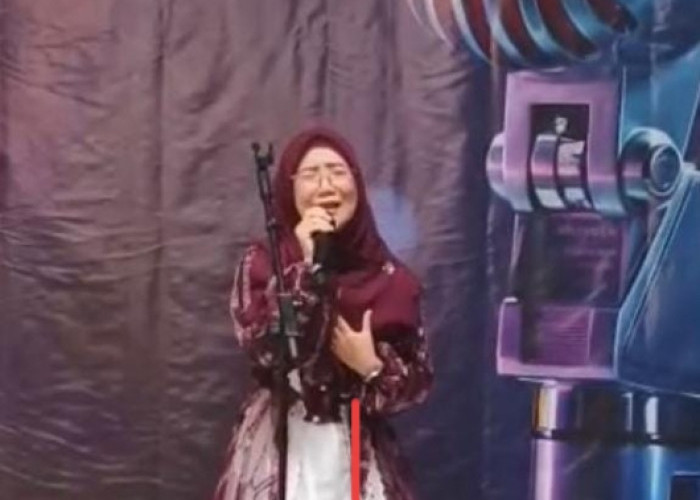 Guru MI Muslimat NU Palangka Raya Raih Juara 3 Vocal Solo di Fest BAPORSENI