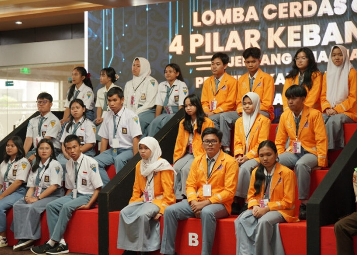 SMAN 2 Sampit Juara Lomba Cerdas Cermat Kebangsaan se-Kalteng, Gubernur Resmi Tutup Grand Final