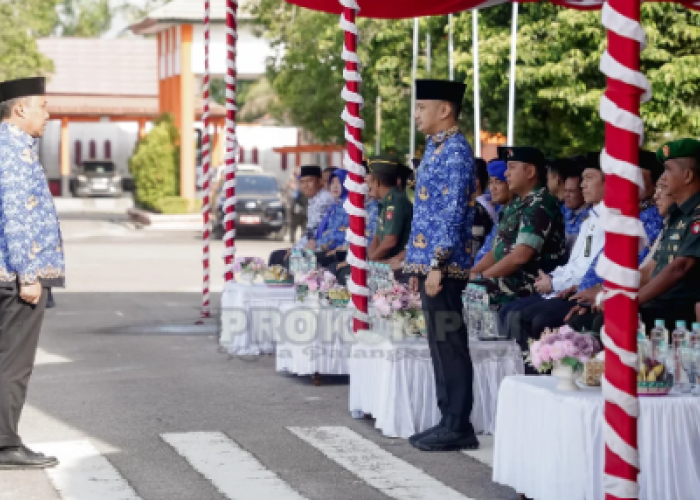 Wali Kota Fairid Naparin Pimpin Upacara Gabungan HUT ke-54 KORPRI, HUT ke-80 PGRI, dan Hari Guru Nasional