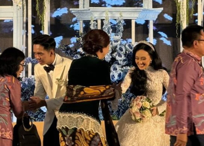 Resepsi Pernikahan Putra Gubernur Kalteng Digelar Megah