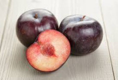 8 Cara Makan Buah Plum yang Lezat, Sehat, dan Mudah Dicoba di Rumah
